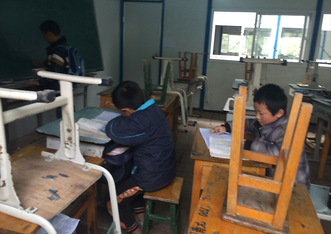 美麗家園小學小朋友上課